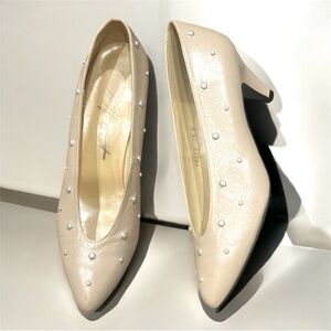 Elegant Cream leather Heels with Pearl Accents Size‎ 7.5
NWOT